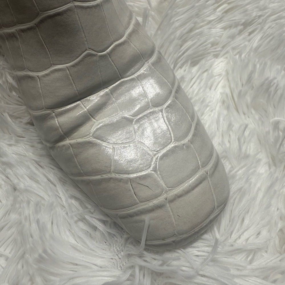 Sam Edelman Ivory Croc-Embossed Block Heel Boots – Size 8 - Picture 6 of 14